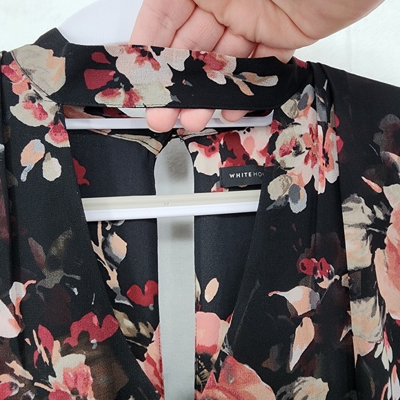 White House Black Market Floral Mock Neck Ruffle Sleeve Shift Dress Black XS - Picture 3 of 9